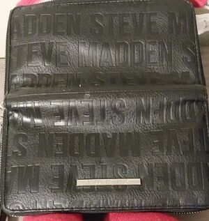 Steve Madden Embossed Black Wallet